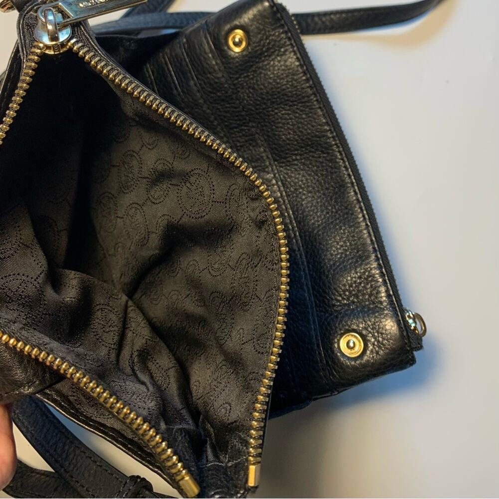 Michael Kors Fulton Pebble Leather Crossbody Bag Black - Picture 4 of 5
